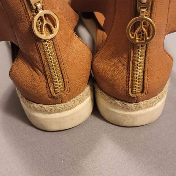 Wishbone Leather sandals - Picture 2 of 6